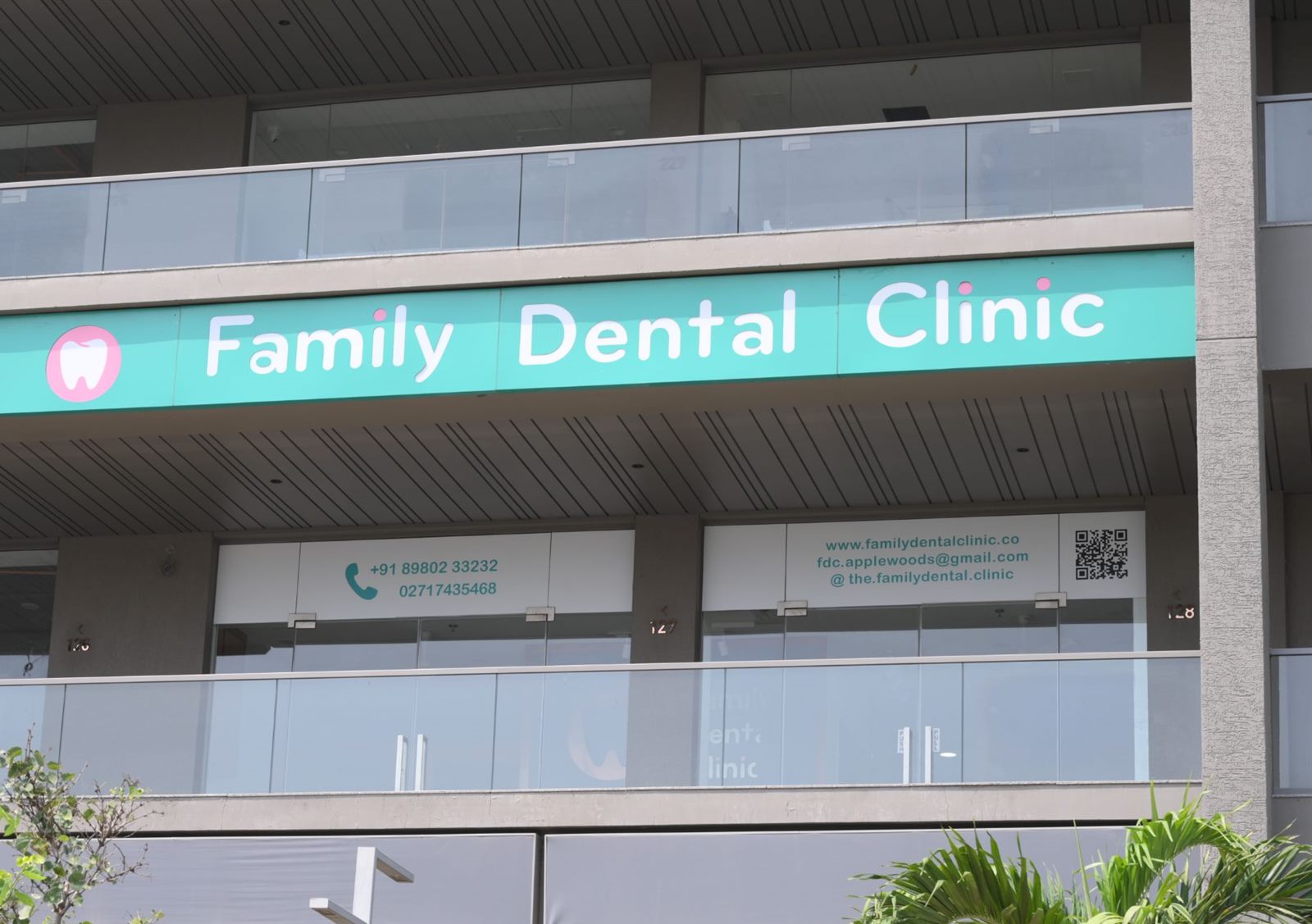 Family Dental Clinic Shela Ahmedabad - clinic photo 2