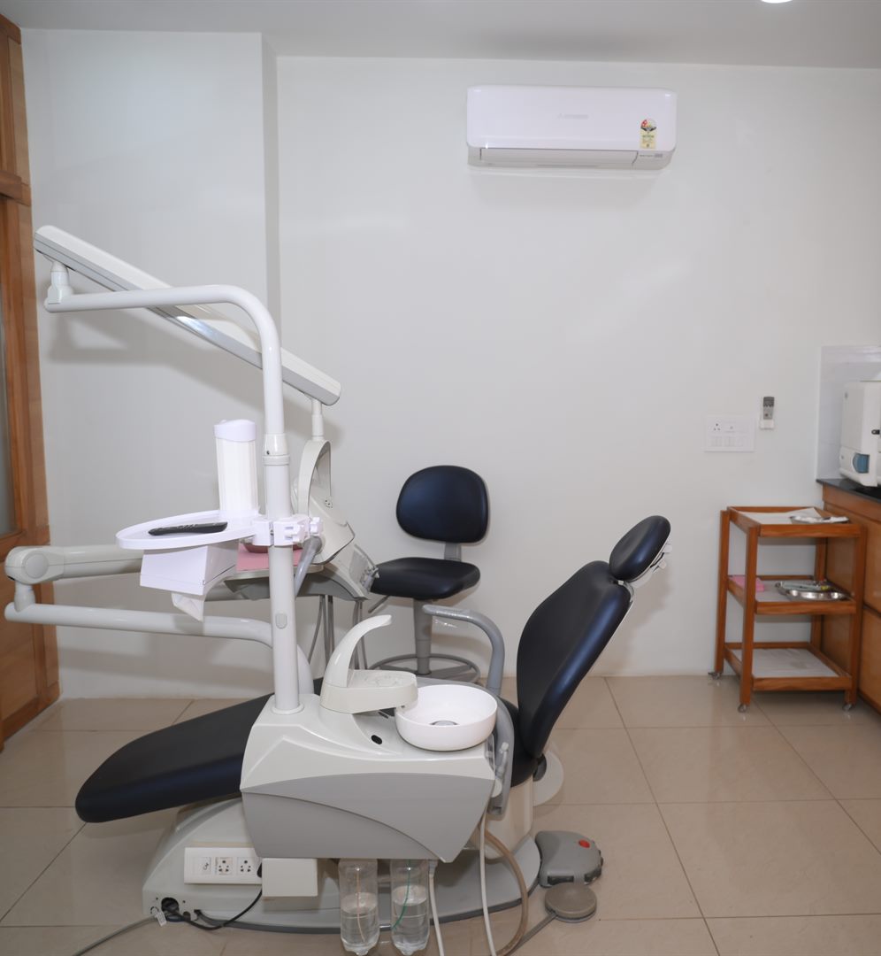 Clean, modern dental treatment room at Family Dental Clinic, Shela Ahmedabad